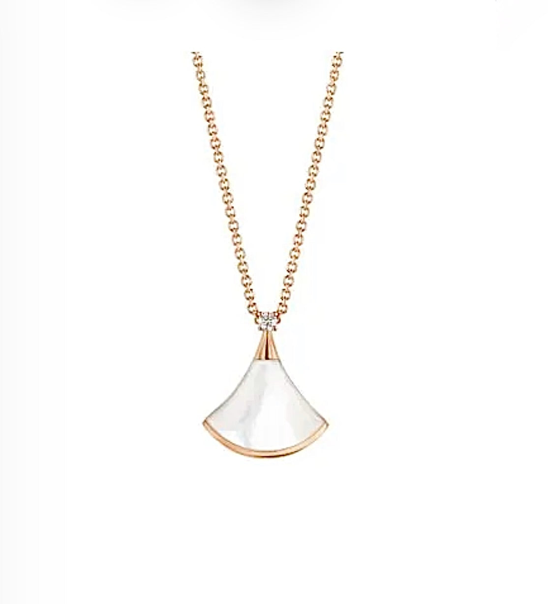 Bvlgari Diva’s Dream Necklace – Rose Gold, Mother-of-Pearl Fan & 1 Diamond