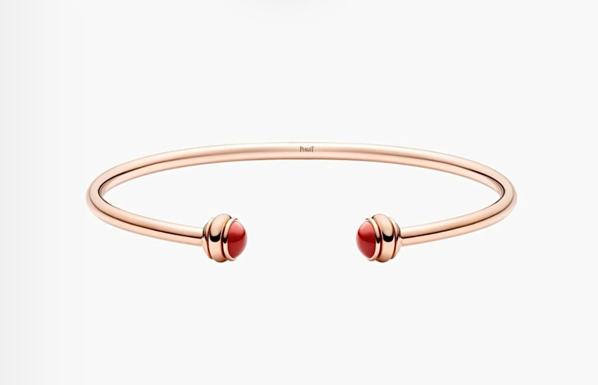 Piaget Possession Open Bangle Carnelian Double Ball | بياجيه إسوارة بوسيشن المفتوحة كرة مزدوجة عقيق أحمر