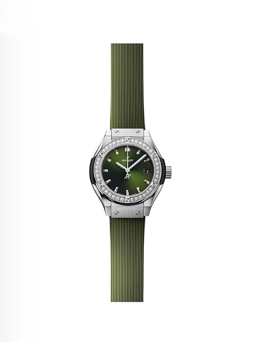 Hublot Classic Fusion Titanium Diamonds 29mm | هوبلو كلاسيك فيوجن تيتانيوم بالماس 29 ملم - Green
