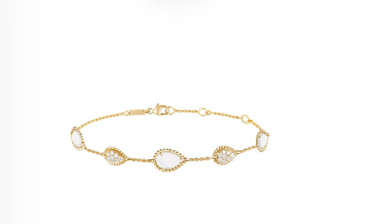 Boucheron Serpent Bohème Bracelet Five Motifs Mother of Pearl | بوشرون إسوارة سيربان بوهيم خمسة موتيفات صدف