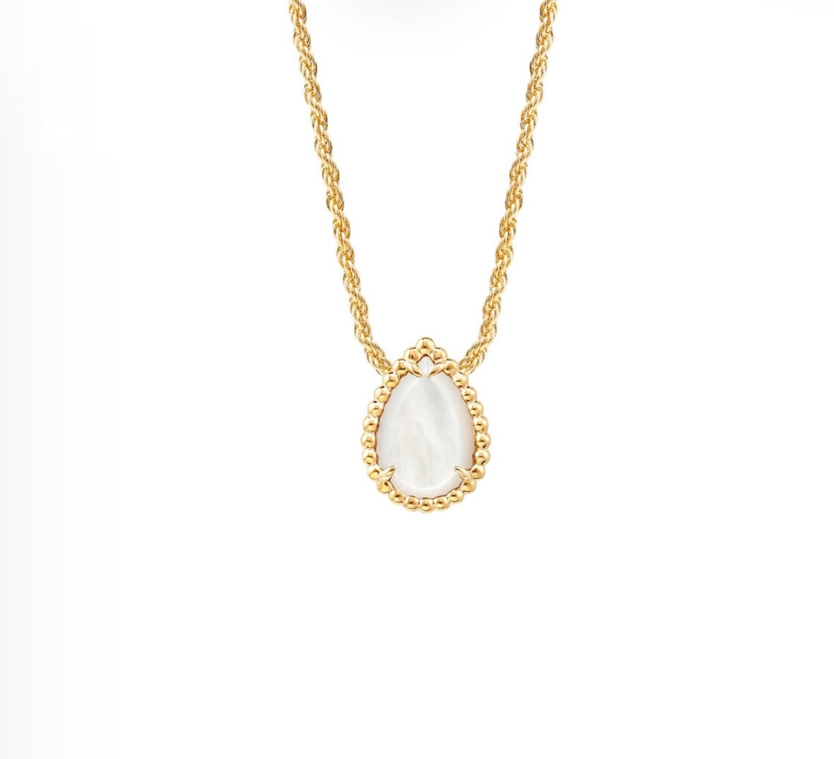Boucheron Serpent Bohème Pendant S Motif Mother of Pearl | بوشرون قلادة سيربان بوهيم موتيف S صدف