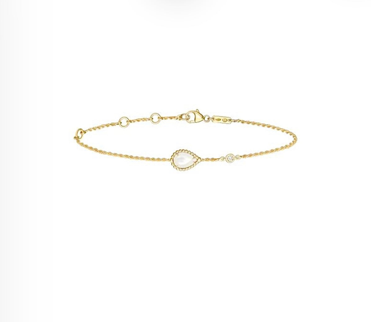 Boucheron Serpent Bohème Bracelet XS Mother of Pearl Diamond | بوشرون إسوارة سيربان بوهيم XS صدف والماس